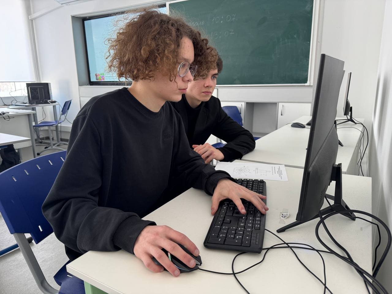 В Саратовской области стартовал региональный этап Интеллектуальной олимпиады для школьников